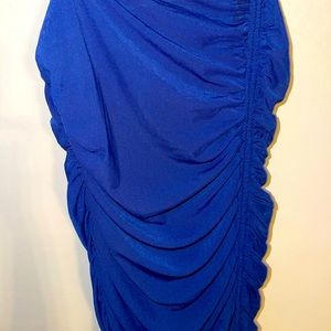 Fashion nova dress. size medium, never worn still has tags